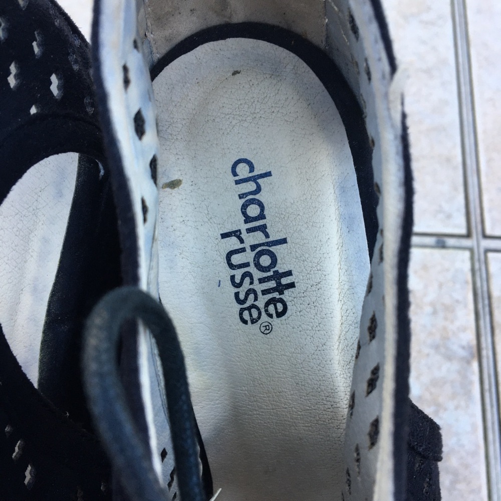 Charlotte Russe black shoes size 8 - Picture 2 of 8